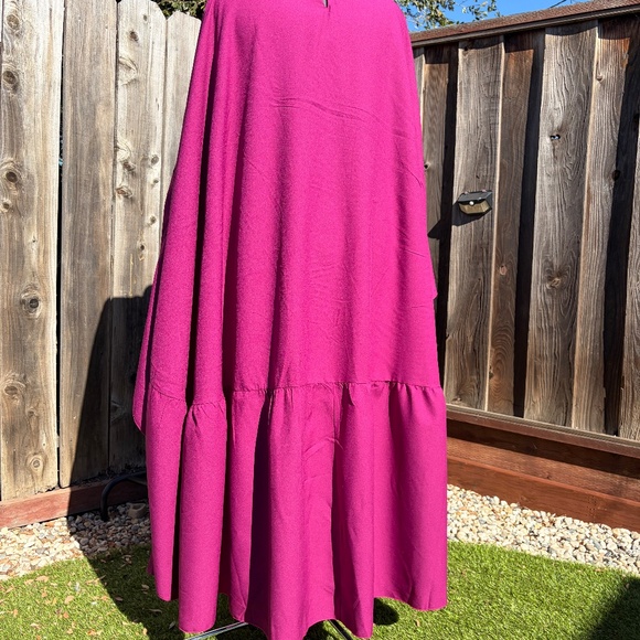 “The Heiress” Dress with POCKETS - Picture 2 of 9